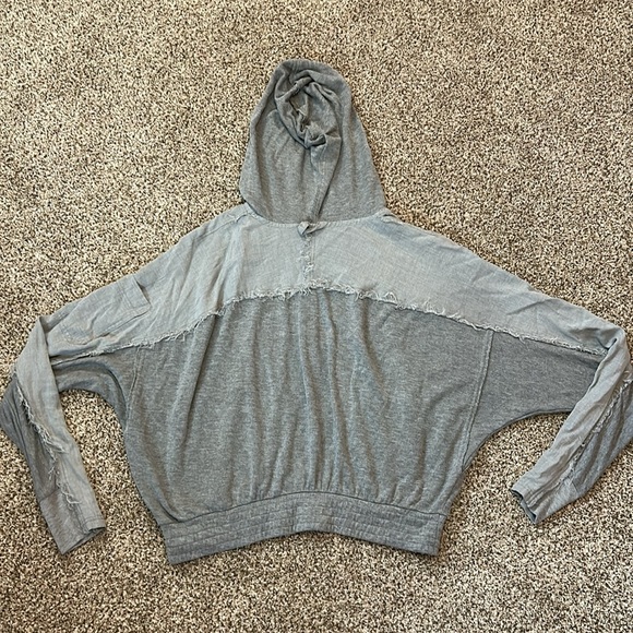 FP Movement by Free People Cropped Hoodie Medium Gray - Picture 3 of 3